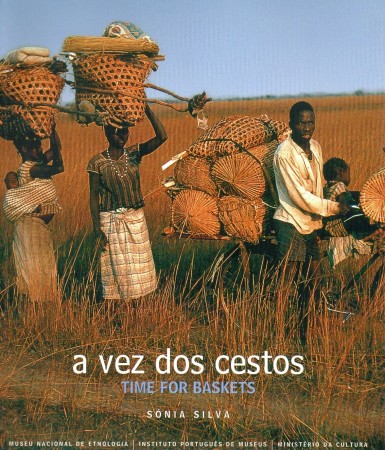 First  cover of 'A VEZ DOS CESTOS/TIME FOR BASKETS'