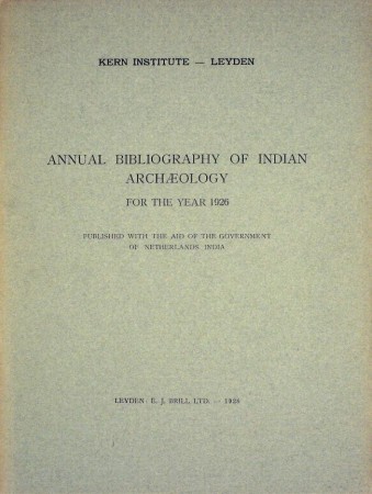 First  cover of 'ANNUAL BIBLIOGRAPHY OF INDIAN ARCHAEOLOGY. 1926 - 1957. 17 Vols.'