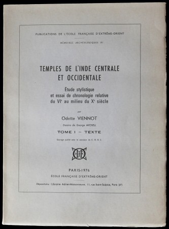 First  cover of 'TEMPLES DE L'INDE CENTRALE ET OCCIDENTALE. ETUDE STYLISTIQUE ET ESSAI DE CHRONOLOGIE RELATIVE DU VI&Egrave; AU MILIEU DU X&Egrave; SI&Egrave;CLE. 2 Vols.'
